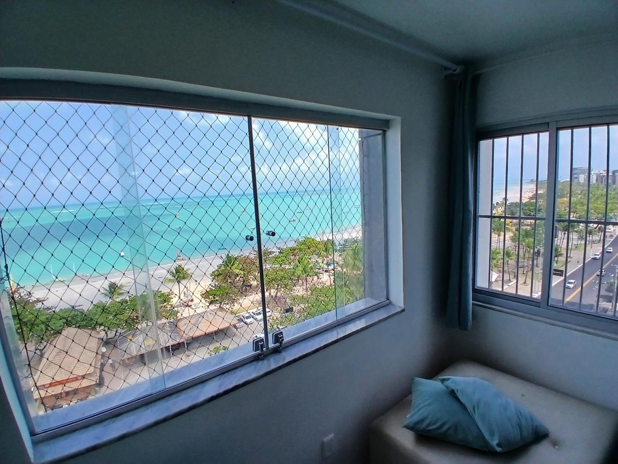 Apto 901 - Dois quartos à beira na praia de Pajuçara em Maceió com linda vista Extérieur photo